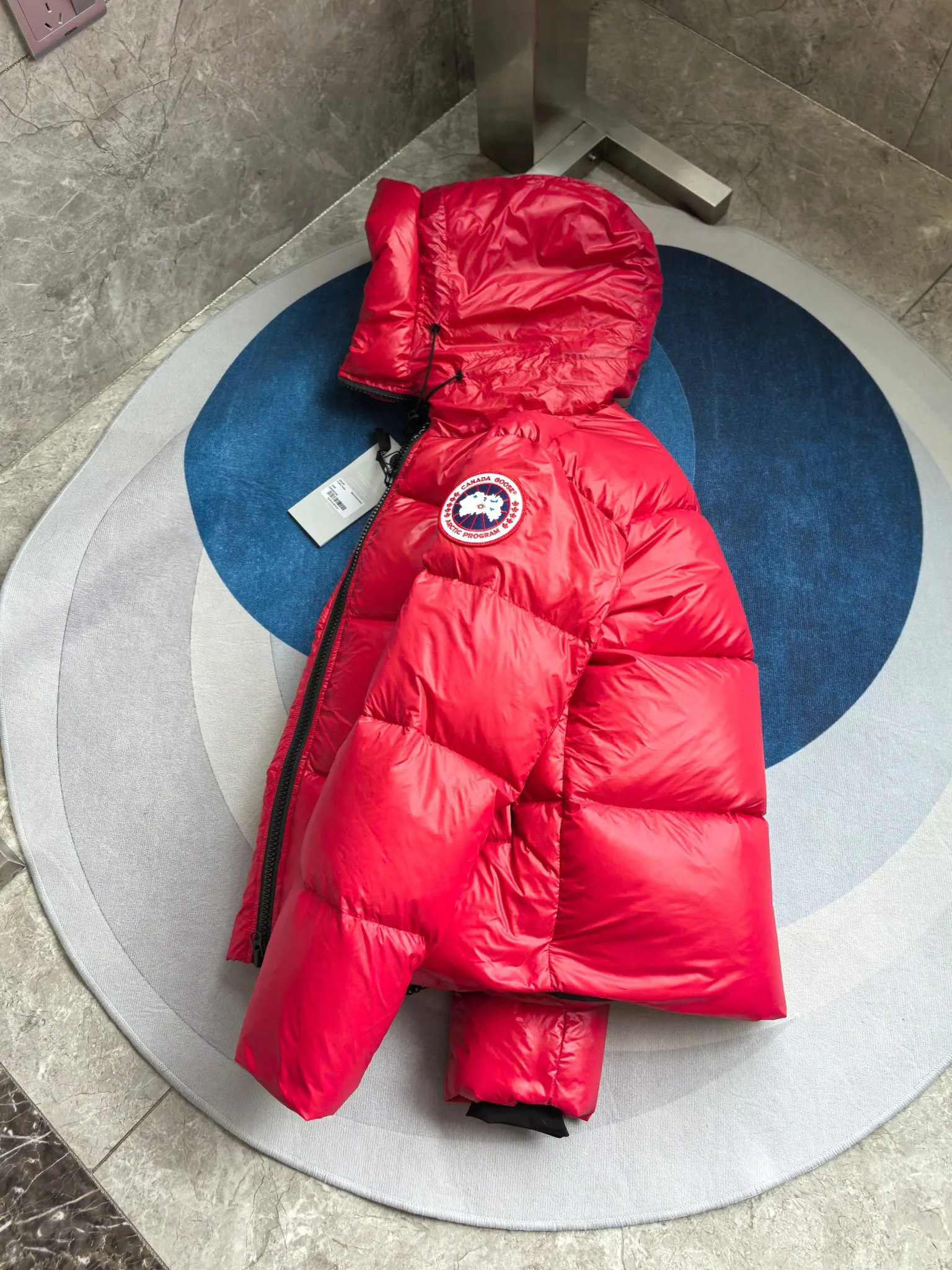 P800 2252M Crofton Puffer Unisex Jacket Down Jacket. Color: red red label. Size: S M L XL XXL.